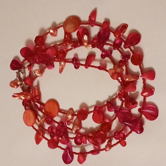 Red Acrylic & Beaded Shells & Rocks Necklace Extra Long - Picture 4 of 5